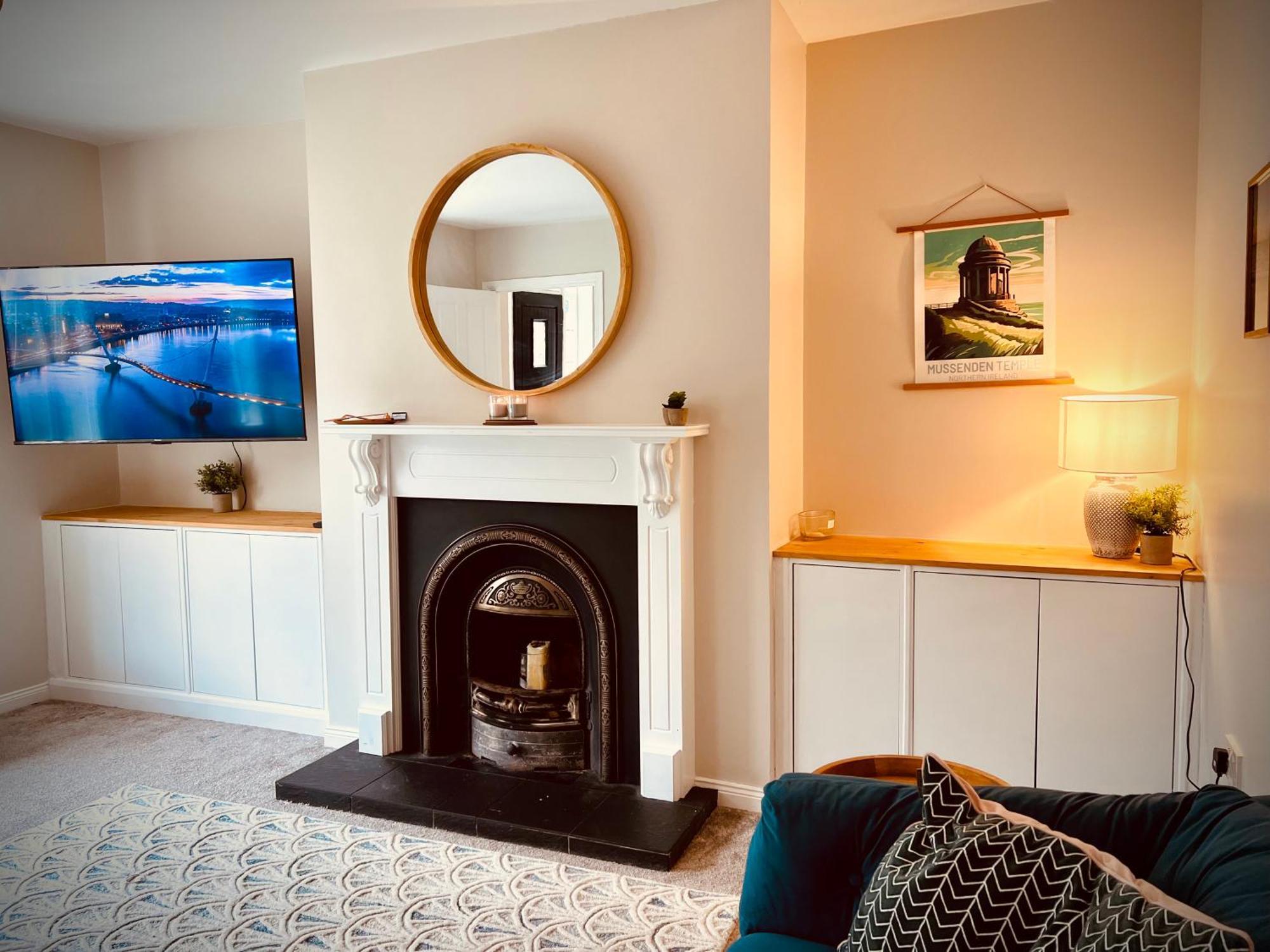 Waterfoot House Villa Лъндъндери Екстериор снимка