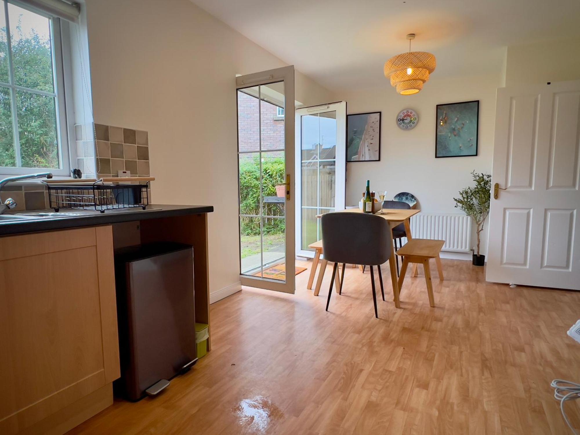 Waterfoot House Villa Лъндъндери Екстериор снимка